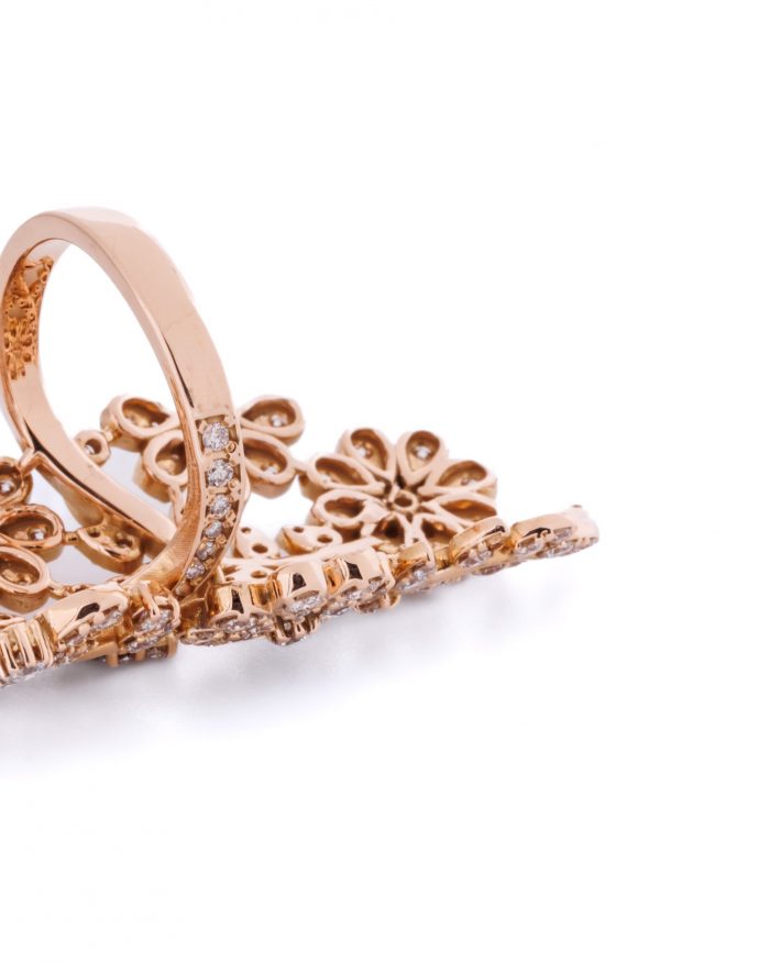 Statement-Diamantring mit floralem Desing 006B