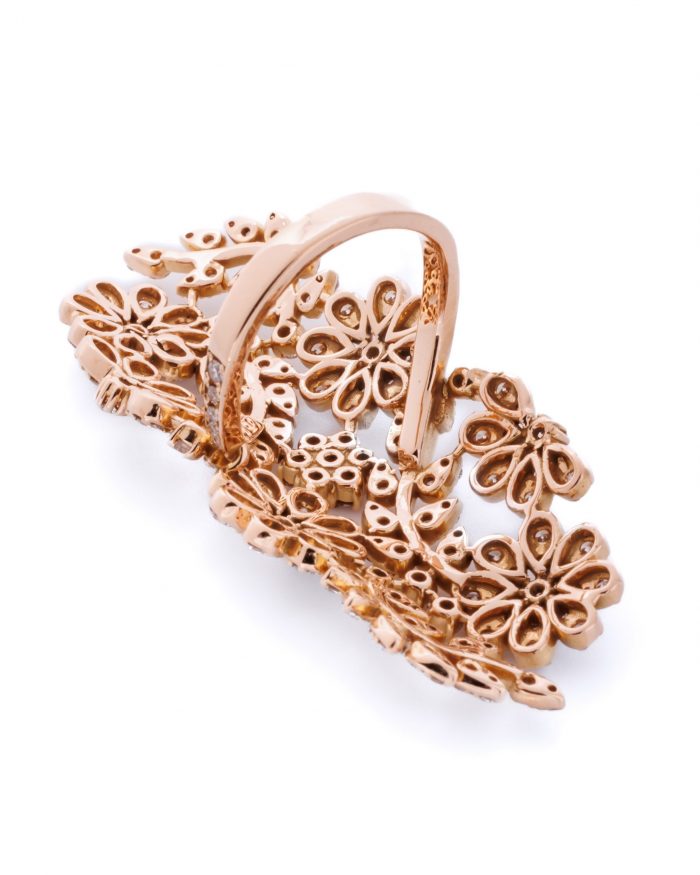 Statement-Diamantring mit floralem Desing 006B