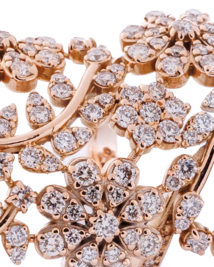 Statement-Diamantring mit floralem Desing 006B