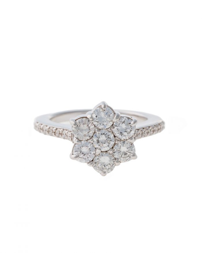 Eleganter Blumen-Diamantring 0044