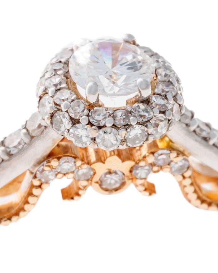 Eleganter Halo-Ring 0050